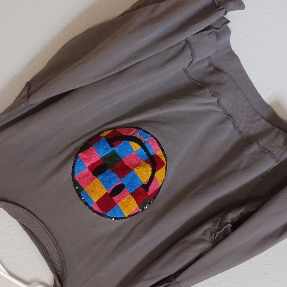 long sleeve gray sweater size small